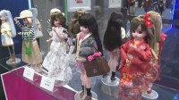 ロサンゼルスでアニメエキスポ開幕 「リカちゃん」が米市場へ再挑戦　着物や人気キャラコスチュームも