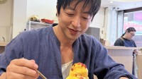 【 大沢たかお 】マンゴーかき氷に笑顔＆頭キーン　フォロワー悶絶「デート気分ありがとうございます♡」「尊いすき」