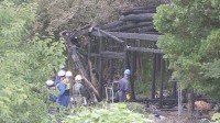 「家が燃えている」住宅火災　焼け跡から1人の遺体　住宅に住んでいた男性と連絡つかず　警察 遺体の身元確認進める　栃木・上三川町