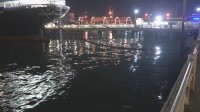 横浜・山下公園前の海で上半身のみの遺体が見つかった事件　遺体が45歳女性と判明　警察が死体遺棄事件として捜査