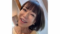 【 堀ちえみ 】「綿棒に少しだけ出血がついていた」Bスポット治療 を報告　「声帯は綺麗でした。良かった！」