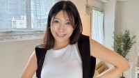【 気象予報士・穂川果音 】温度差の変化に合わせた “お天気コーデ” を披露　「昼間は30度近くまで気温上昇」「朝はひんやりと体感の変化大きめです」