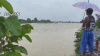 フィリピンで大雨による土砂崩れなどで17人死亡　台風9号などの影響