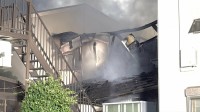 さいたま市浦和区の木造2階建て住宅が全焼　住人の高齢夫婦と連絡取れず