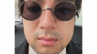 【 山田裕貴 】　親知らず抜歯で“ふにゃふにゃ声”の緊急事態　頬が腫れた自撮り公開にファン「お大事に」「無事に舞台挨拶できますように」