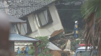 栃木・足利市の土砂崩れ　倒壊した家屋から心肺停止の60代男性発見　その後死亡確認