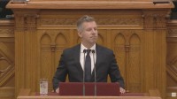 ハンガリー・マジャル首相　新大統領に「チェスの女王」ユディット・ポルガー氏を推薦　辞職した大統領を「操り人形」と批判
