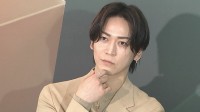 【 亀梨和也 】田中みな実との結婚発表後 初の公の場に登壇  祝福の声に「ありがとうございます」と何度もお辞儀