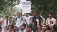 インドで若者らの抗議デモ拡大 首都も混乱　失業問題など背景にモディ政権への反発強まる　デモ主導の「ゴキブリ人民党」とは？
