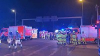 ベルリンで性的少数者のイベント参加者などに車が突っ込んだ事件　警察が逃亡していた容疑者を射殺
