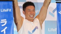 【なかやまきんに君】ひとりツッコミ連発で会場にざわめき「やかましわ！」スタッフとの迫真の小芝居も