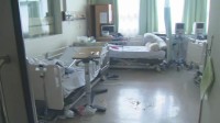 熊本地震で84医療機関が停電や断水など　高齢者施設や障がい者施設でも多くの建物被害が発生　厚生労働省