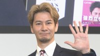 【 JOY 】妻・わたなべ麻衣のおかげで美容男子に開眼　日傘も使用〝体感温度も変わって熱中症対策にもなります〟