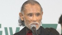【 片岡鶴太郎 】〝どなたにもおススメできない〟夜11時起床の“変態的生活”で受賞で〝日焼け止めも要りません〟