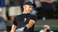 イチロー氏「アイラブ シアトル！」マリナーズ球団OBホームランダービー参戦で本拠地は大熱狂
