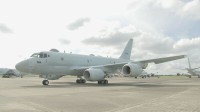 海賊対処のため自衛隊のP1哨戒機を初めてジブチに派遣　小泉防衛大臣が隊員激励
