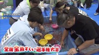 日本一決定「全国金魚すくい選手権大会」3分間の勝負、約1500人が参加　奈良・大和郡山市