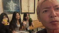 【つるの剛士】娘3人との夕食ショット公開「控えめに言って天国」 “娘の運転で帰宅”に感無量「娘に運転してもらえるの嬉しいわあ」