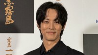 焼酎片手に「VIVANT」【別班「黒須」役・松坂桃李】〝やっぱり野崎は裏切ってない〟〝堺(雅人)さんは絶対ギャラ3倍〟　妻・戸田恵梨香を〝うちの妻は師匠〟