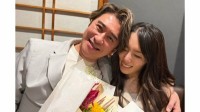 【 川﨑麻世 】　結婚2周年のお祝いに感謝　妻との円満の秘訣明かす「愚痴くらいは全て受け入れてます」