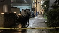 【速報】西東京市のアパートで家賃保証会社の社員が腹などを刃物で刺され重傷か　家賃滞納をめぐりトラブル　66歳男を殺人未遂の疑いで現行犯逮捕　警視庁