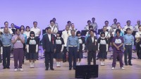 「アバンギャルディ」「ぺこぱ」 警視総監と交通安全呼びかけ　日没早まると歩行者死亡事故増加傾向　反射材や明るい服装を　警視庁　東京・練馬区