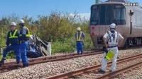 「小田急ロマンスカー」とコンバインが衝突　電車の乗客乗員約150人にけがなし　コンバインを運転していた男性もけがなし　神奈川・小田原市