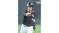 【ロッテ】日本ハムとの競り合い制す 山口が9回柳川から落合以来40年ぶり日本人30号V弾 2HR3打点 安田が走者一掃の逆転打 田中6回途中4失点