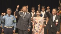 俳優の内藤剛志さんが警視庁の交通安全イベントにゲストとして登場し自転車の安全運転呼びかけ　東京・文京区