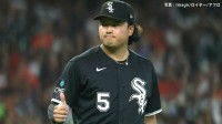 村上宗隆 PS初安打＆初打点 2出塁2得点で貢献、チームも先発全員出塁で6得点 ワイルドカード3位からの下剋上へ地区Sに王手