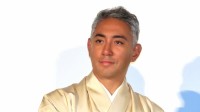 6キロ痩せ【 市川團十郎 】〝体調不良もあり、自分でもびっくり〟26日には映画「襲名」舞台挨拶を欠席も　きょうは出演→朝食→打合せ→稽古へ