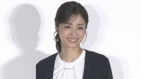 三児の母【 上戸彩 】〝汚い手で「ママ！」って触ってきたり口を拭かれたり〟 奮闘する〝子育て〟明かす