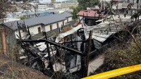 「火と黒煙が見える」 横浜・港北区で住宅など3棟焼く火事　2人死亡