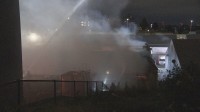 【速報】横浜・瀬谷区で倉庫火災　けが人なし　消火活動続く
