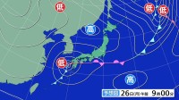 台風30号　あす26日未明までに温帯低気圧に変わり西日本に近づく見込み　西日本や東日本は、大気の状態が不安定となる予想