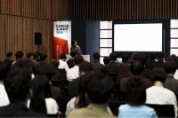 2,000人規模の採用イベントをDX　「eventos」が変えた受付と企業・若手人材の接点づくり