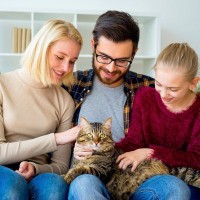 愛猫が家族に『ランク付け』していることを示す4つの態度　猫より下に見られていたらマズい？
