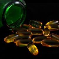 猫に『人用のサプリ』を与えるのは絶対にダメ！特に危険な5種を解説