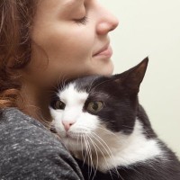 『愛猫に救ってもらった…』としみじみ噛みしめる瞬間4選　キミがいてよかった！と感謝するときとは？