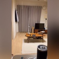 『視線を感じる』と思ったら、愛猫が……ちょっぴりホラーな瞬間に笑ってしまう人が続出「こわいこわいｗ」「めっちゃ見てるｗ」