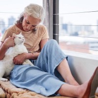 猫がつい耳を傾けてしまう『大好きな言葉』4選　嬉しいときに見せる仕草や話し方のコツ