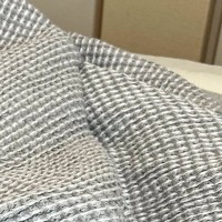 暑い日にエアコンの効いた部屋で猫が…まるで人間のような『夏の過ごし方』が可愛すぎると4万いいね「気持ちいいよねー」「うちの息子も同じ」
