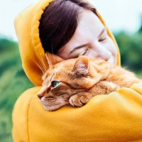 旅行中に空港で行方不明になった猫が、16日ぶりに発見され、無事に飼い主さんの元へ戻る　カナダ