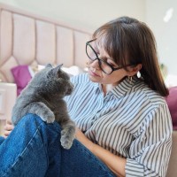 猫にたくさん『話しかける』ことによる3つのメリット　どんな影響があるの？声を掛けるときのポイントも