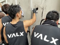 恵比寿に30人のマッチョが集結！落書きを消してアートで彩る「落書き消しマッスル2025」開催