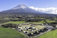“眺める”から”溶け込む”へ──富士山を五感で味わう「グランピングB&V 富士山河口湖」内覧会レポート