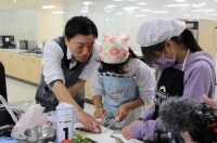 車えびに触れて作って食べる 料理体験から始まる子どもたちの小さな食の冒険