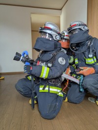 磐田市消防本部が実践した新たな消防訓練　解体予定アパートが支える地域の安心づくり