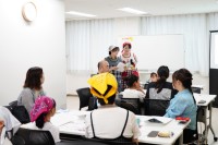 紅茶が科学の教材に！？十文字学園女子大学が届けた、子どもたちの「なぜ？」を育む食育体験