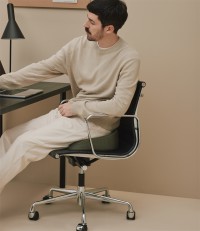 ＆MEDICALから、姿勢をサポートする新型ソフトクッション「KURA SEAT W」が新発売！先行予約による10％OFFも実施中